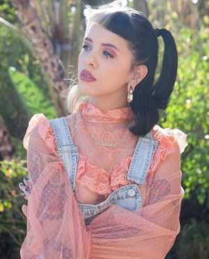 Melanie Martinez Wallpaper