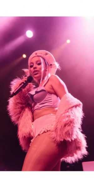 4K Doja Cat Wallpaper 