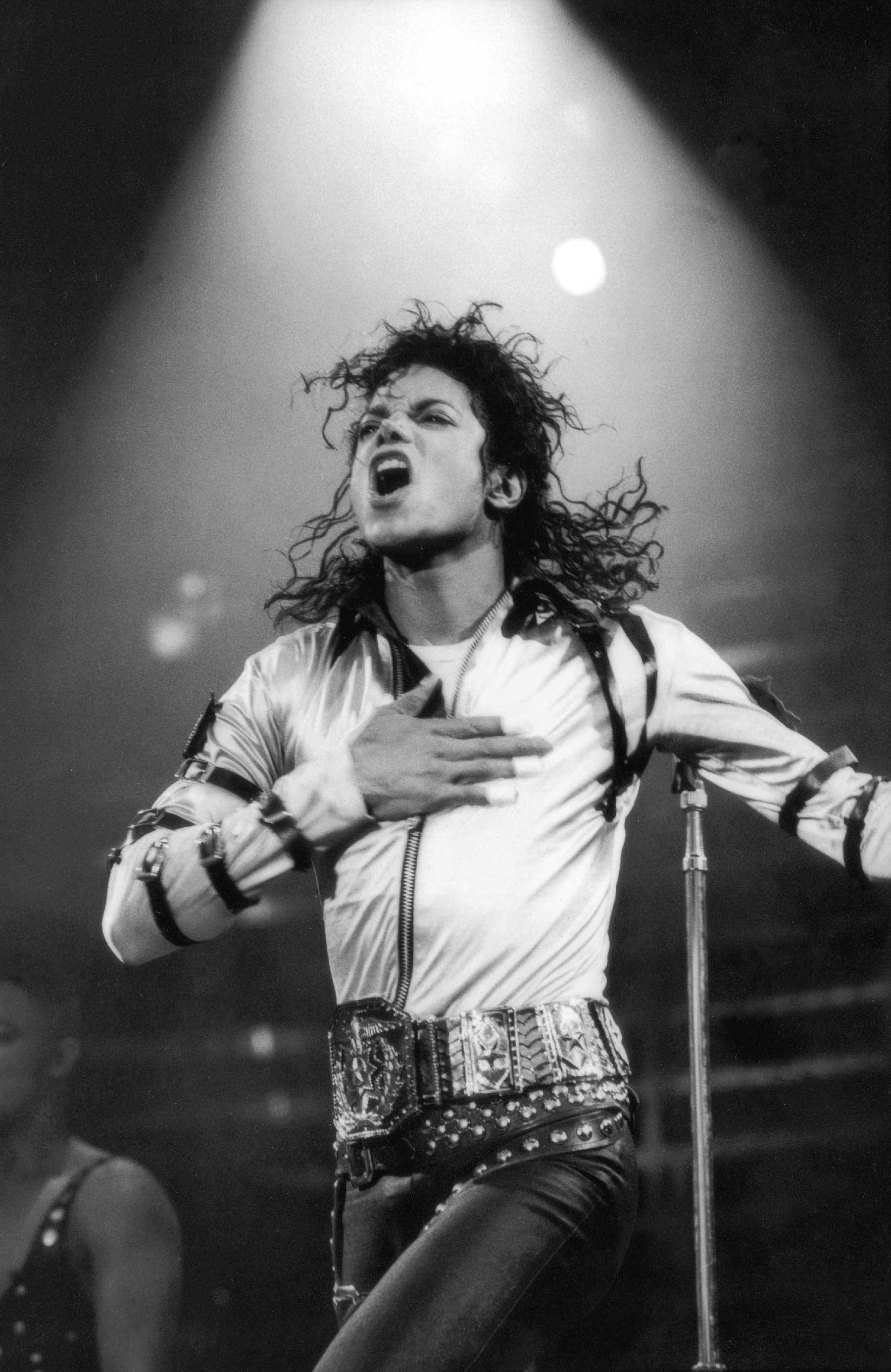 唯一的天王！迈克尔杰克逊首张舞曲概念精选专辑发布_果酱音乐