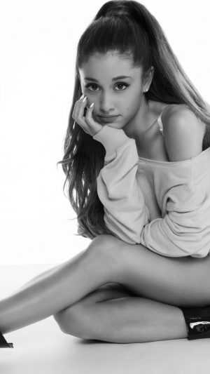 Ariana Grande Wallpaper 