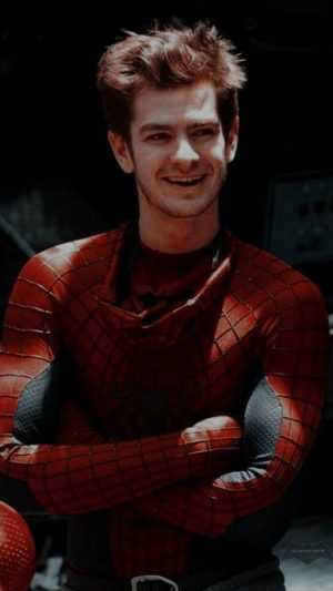 Andrew Garfield Background