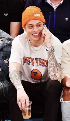 Pete Davidson Wallpaper 