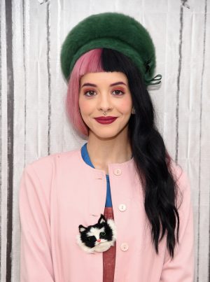 4K Melanie Martinez Wallpaper