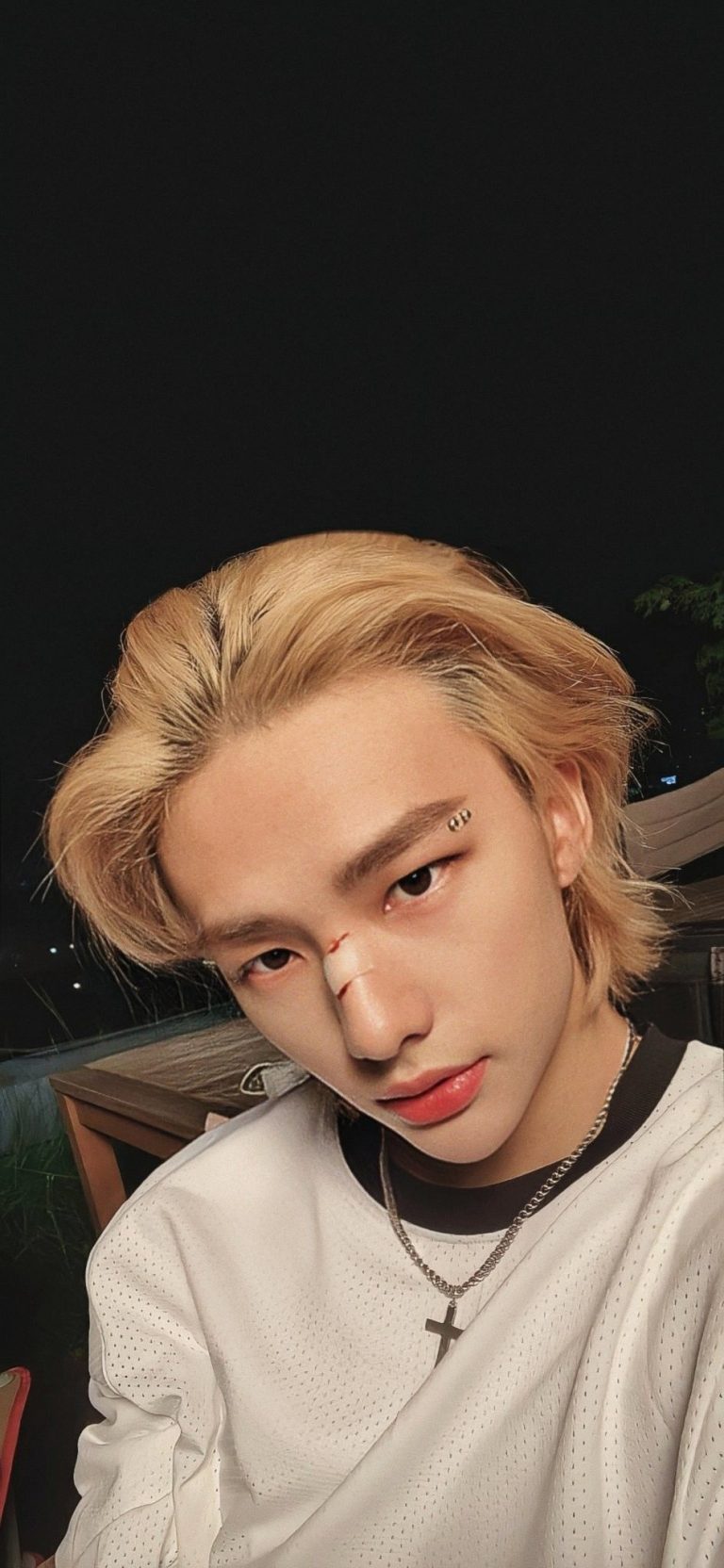 Desktop Hyunjin Wallpaper | WhatsPaper