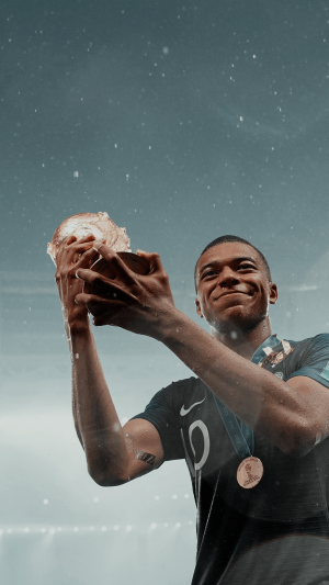 Kylian Mbappé Wallpaper 