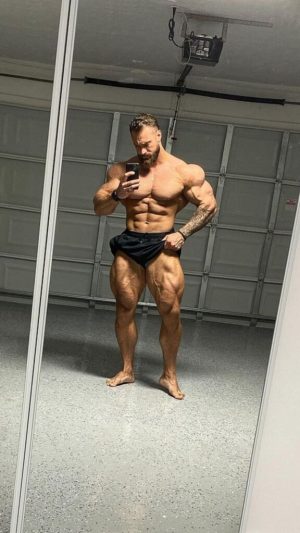 Chris Bumstead Wallpaper