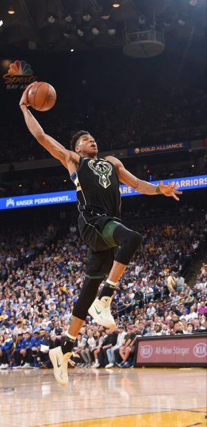 Giannis Antetokounmpo Wallpaper 