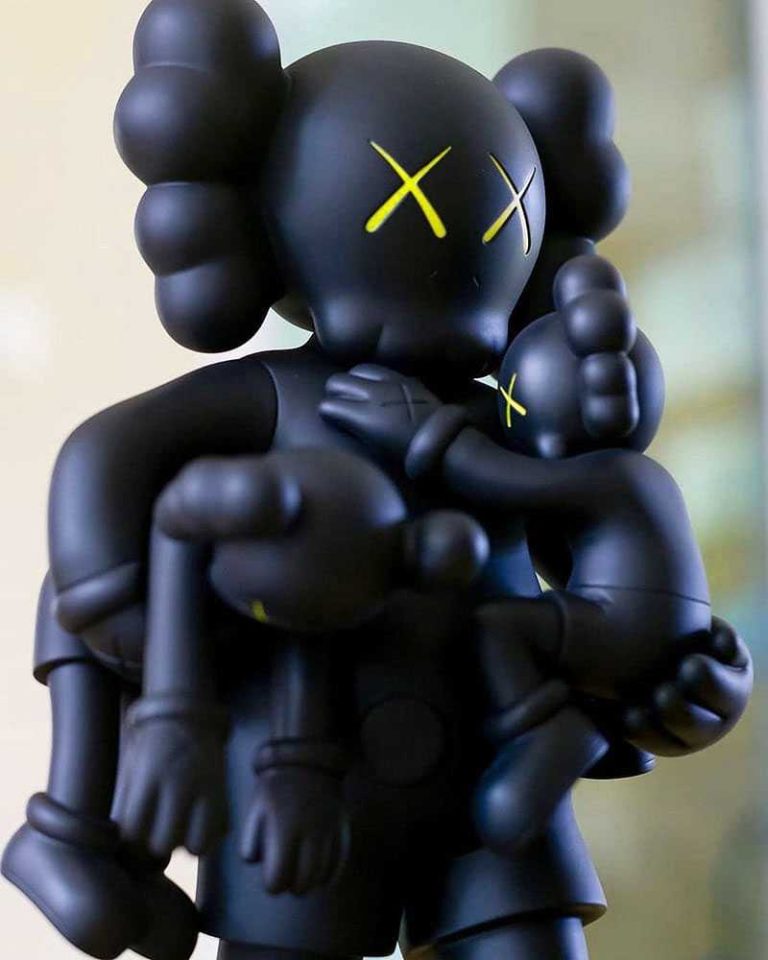 4K Kaws Wallpaper WhatsPaper
