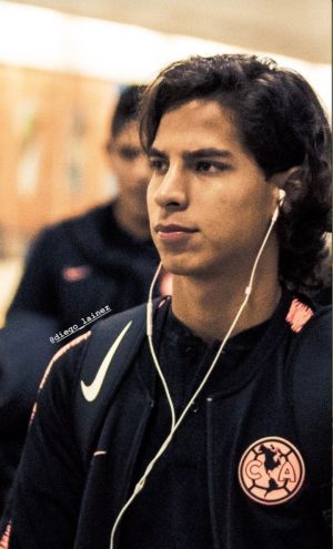 Diego Lainez Background