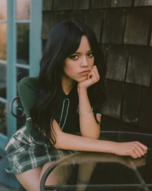 Jenna Ortega Wallpaper 