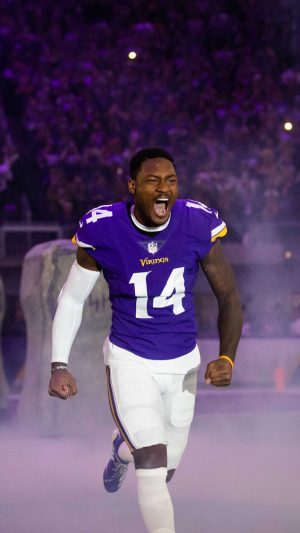 4K Stefon Diggs Wallpaper