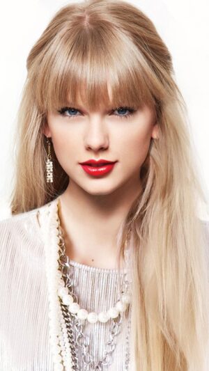 4K Taylor Swift Wallpaper