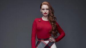 Desktop Cheryl Blossom Wallpaper