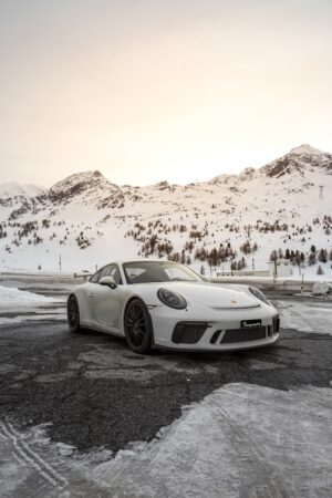 4K Porsche Wallpaper