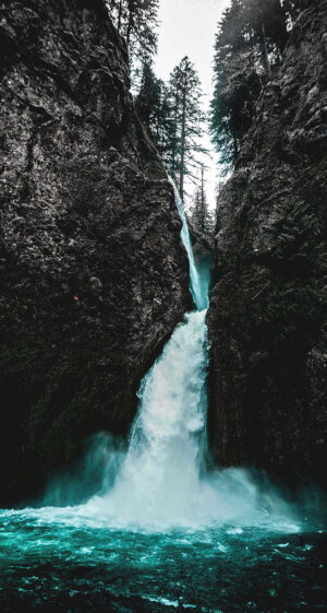 Waterfall Wallpaper