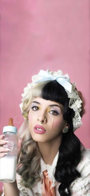Melanie Martinez Background
