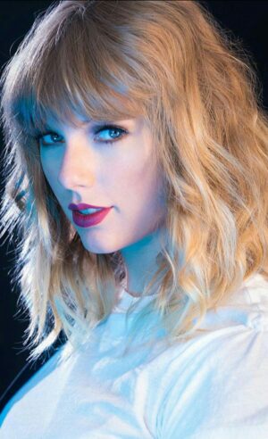 4K Taylor Swift Wallpaper