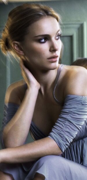 HD Natalie Portman Wallpaper