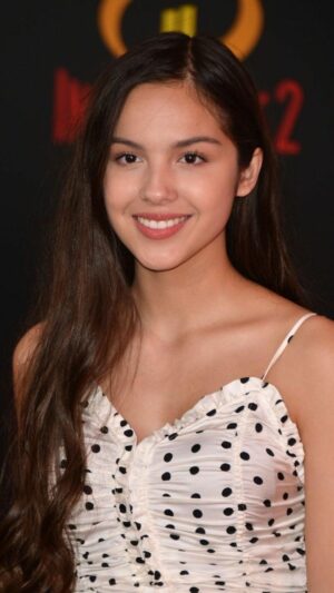 Olivia Rodrigo Background