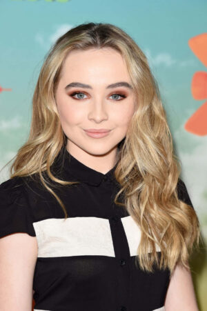 Sabrina Carpenter Background