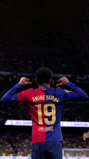 Lamine Yamal Wallpaper